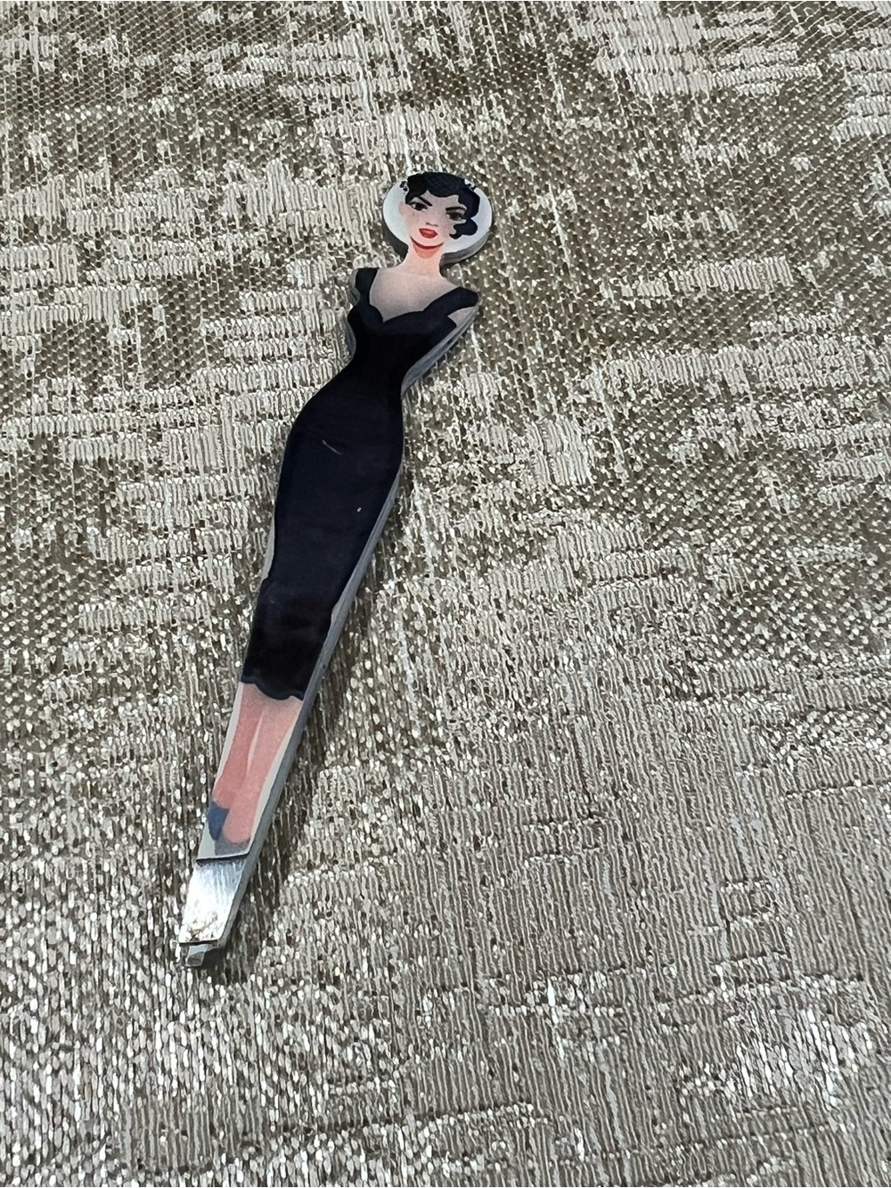 Ladies Vintage Pin-Up Tweezer Accessory in Black